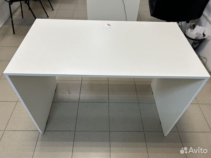 Стол офисный