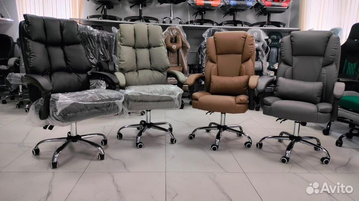 Компьютерное кресло руководителя