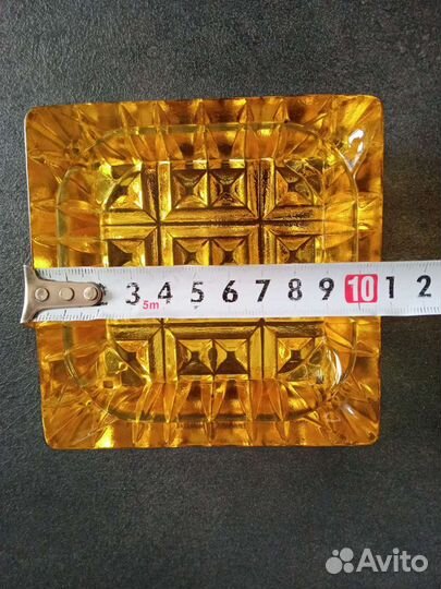 Пепельница цветное стекло СССР (есть скол)