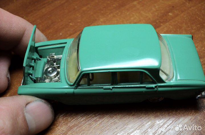 Коллекционная Машинка СССР Москвич 433 номерная