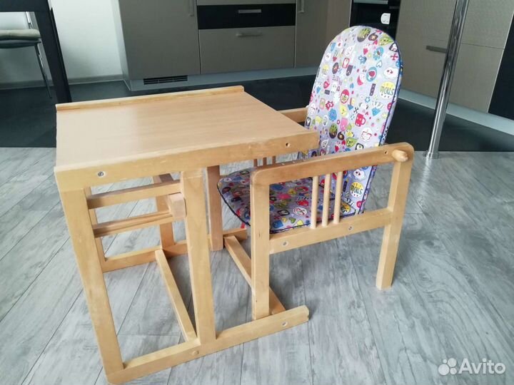 Детский столик и стульчик