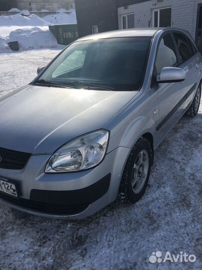 Продам kia rio 2006 1.4л автомат