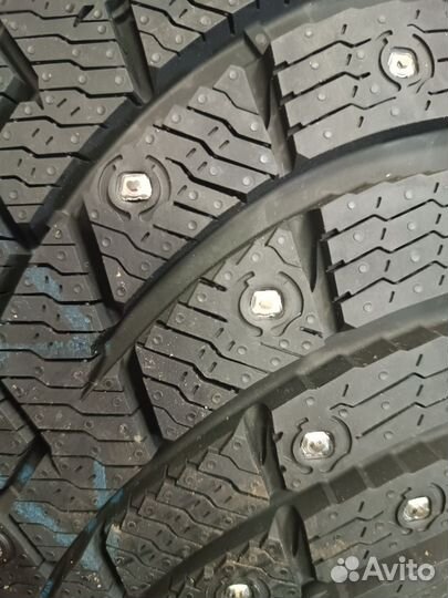 Pirelli Scorpion Ice Zero 2 235/55 R19