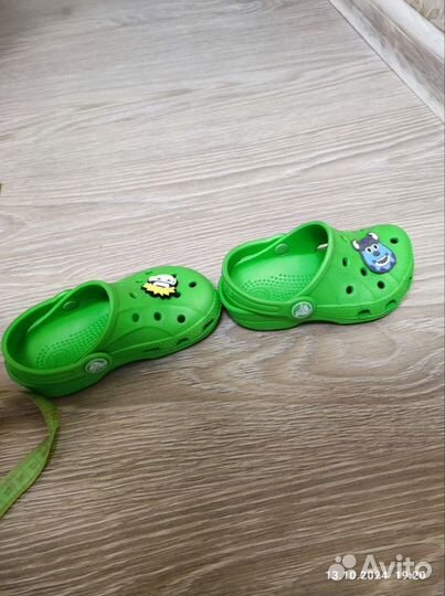 Crocs c 6 7 зелёные