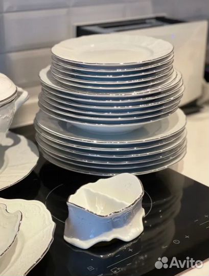 Столовый сервиз 