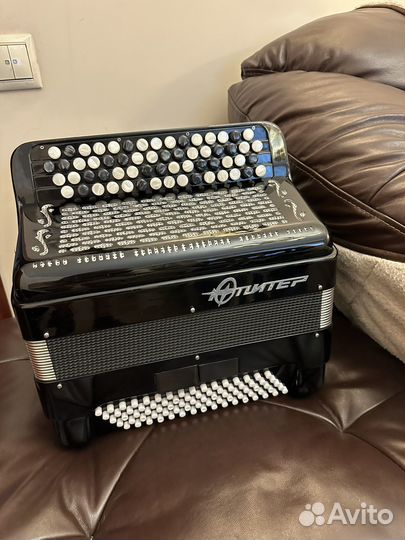 Баян Юпитер 2д готово-выборный