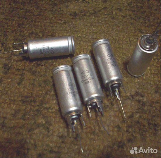 Конденсаторы К50-3А. 10 мкФ, 100 В и др