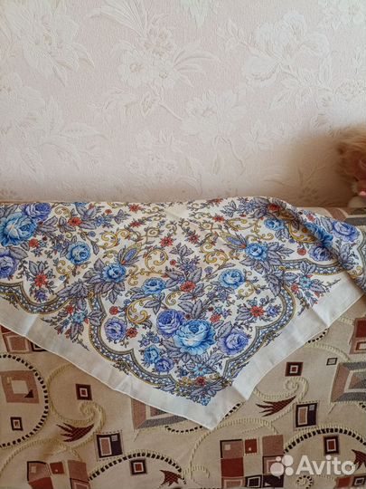 Платок шерстяной