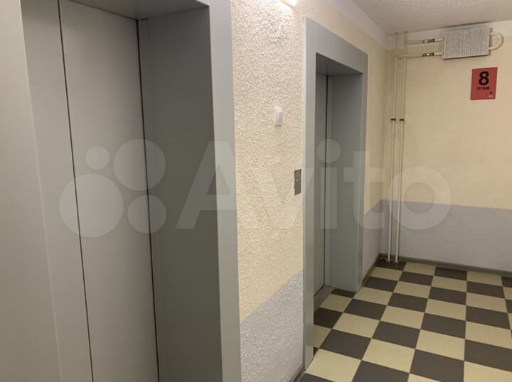 1-к. квартира, 42 м², 8/27 эт.