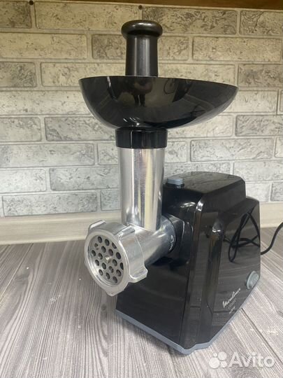 Электромясорубка Moulinex ME105830