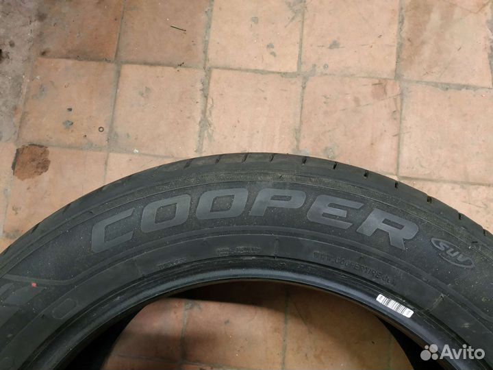 Cooper Evolution CTT 235/55 R18 100V