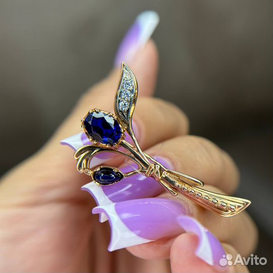 Золотая брошь булавка 585 с сапфиром золото