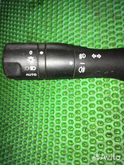 Подрулевой переключатель Renault Fluence