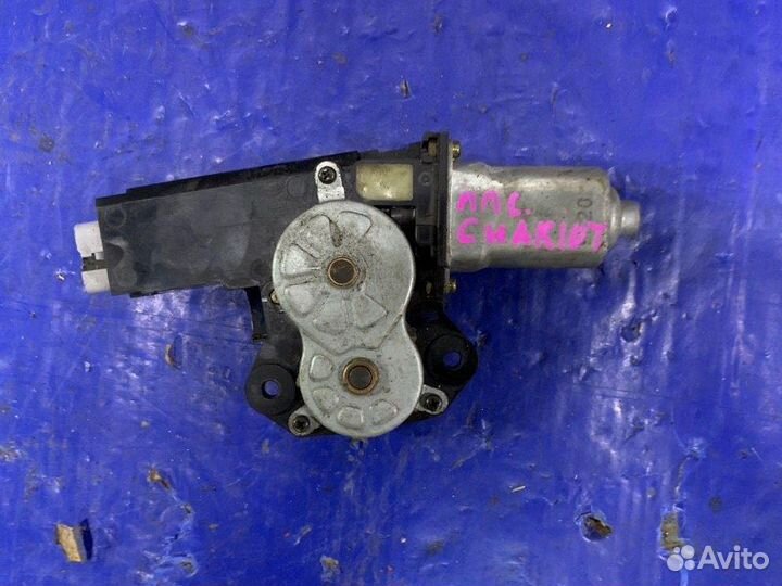 Моторчик люка Mitsubishi Chariot Grandis N84W