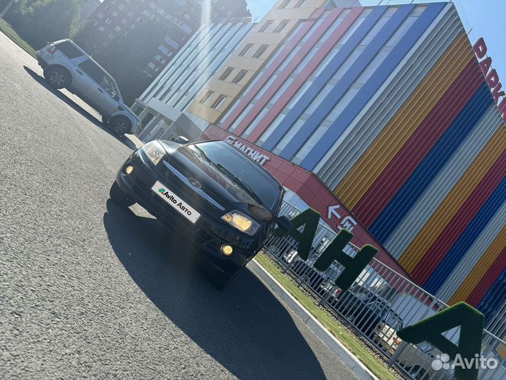 LADA Granta 1.6 AT, 2013, 150 000 км