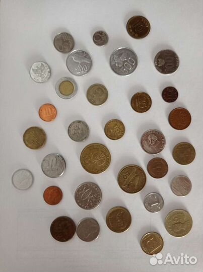 Монеты, билетики, Киндер, значки