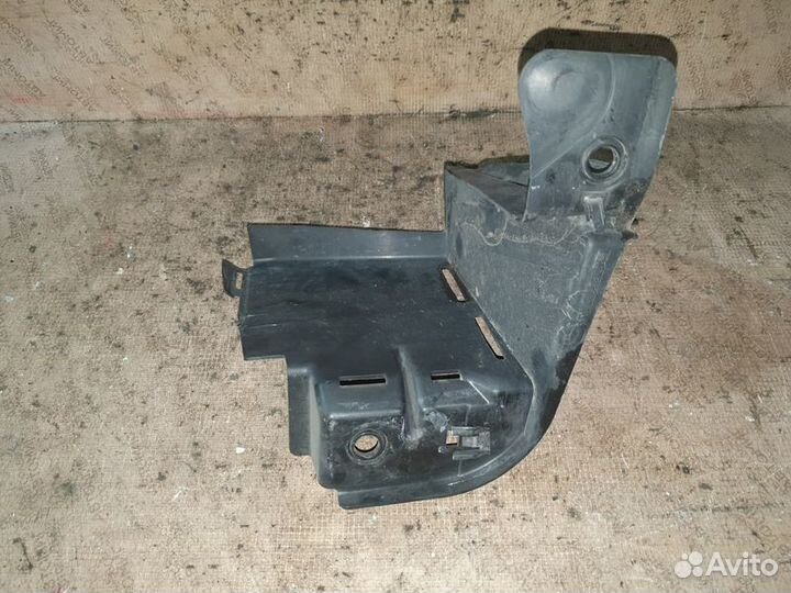 Воздухозаборник радиатора мазда 3 BM mazda