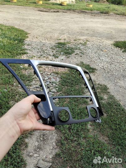 Рамка магнитолы Hyundai Sonata 6