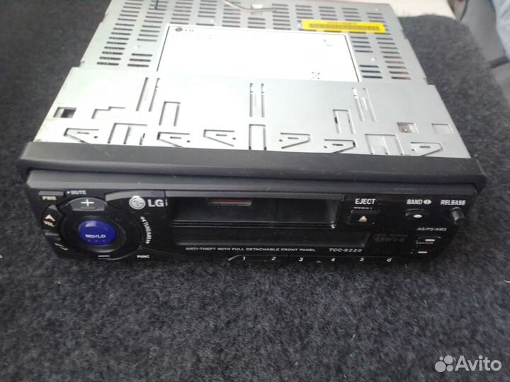Магнитола LG кассетная