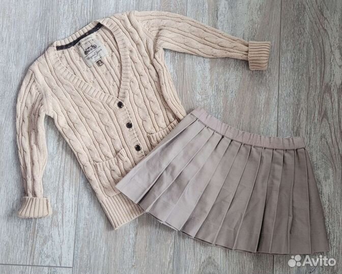 Пакет фирменной одежды для девочки