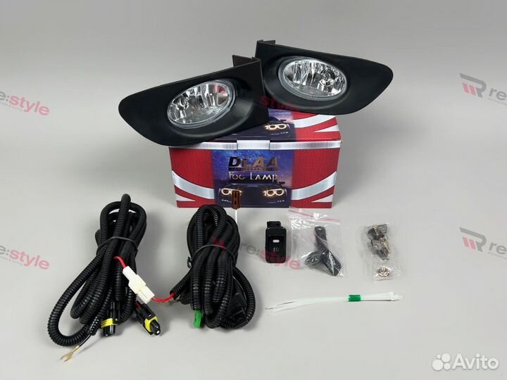 Противотуманные фары Honda Fit 03-06г