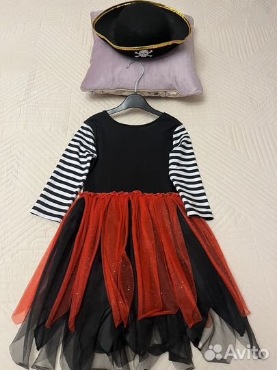 Карнавальный костюм пиратки H&M 122-128