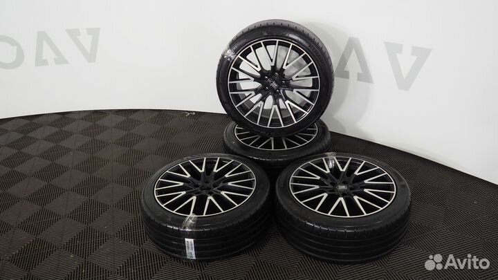 Комплект колёс Hyundai Kumho EcstaPS91 245/45/20