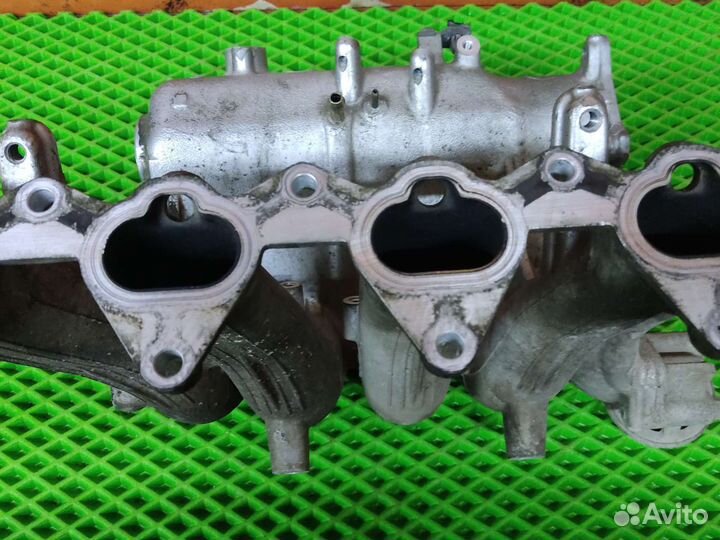 Впускной коллектор mitsubishi galant 8 EA2A 4g63