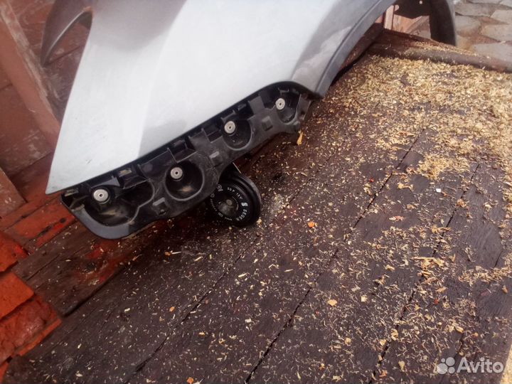 Nissan terrano 3 крыло переднее левое оригинал