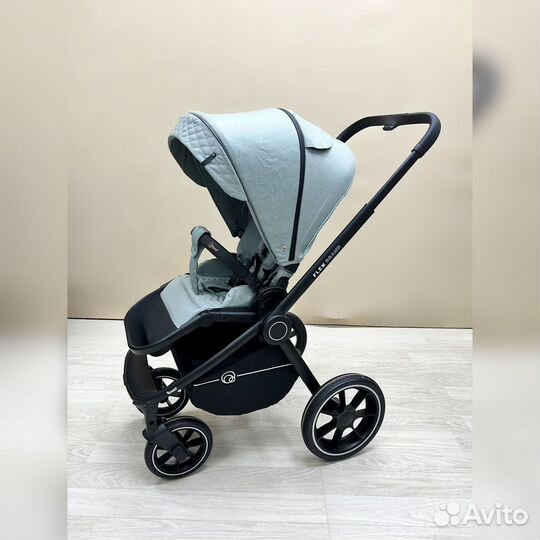 Коляска прогулочная