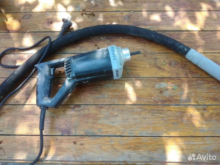 Вибратор для бетона в аренду