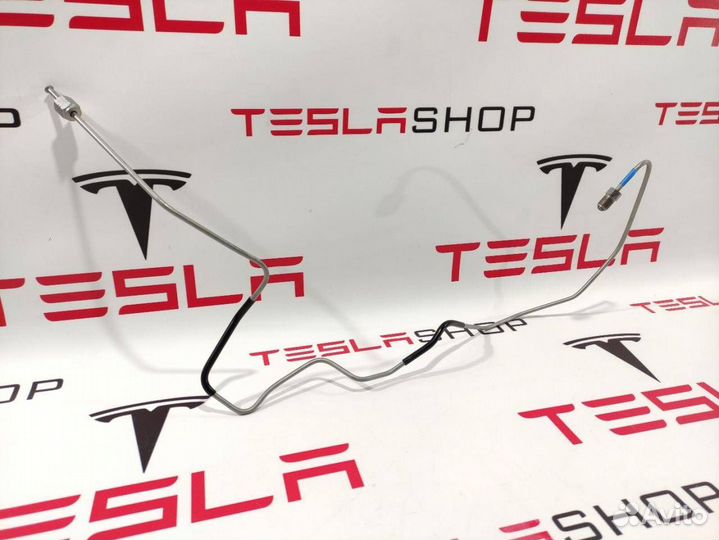 Трубка тормозная Tesla Model 3 2019 1044712-00-C