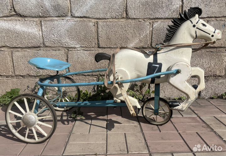 Педальный конь СССР