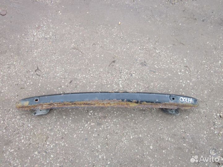 Усилитель заднего бампера Фольксваген Гольф 4