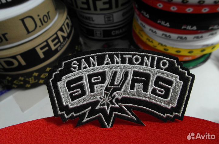 Крутые нашивки, аппликации на одежду. Набор