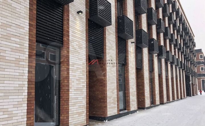 Продам торговое помещение, 373 м²