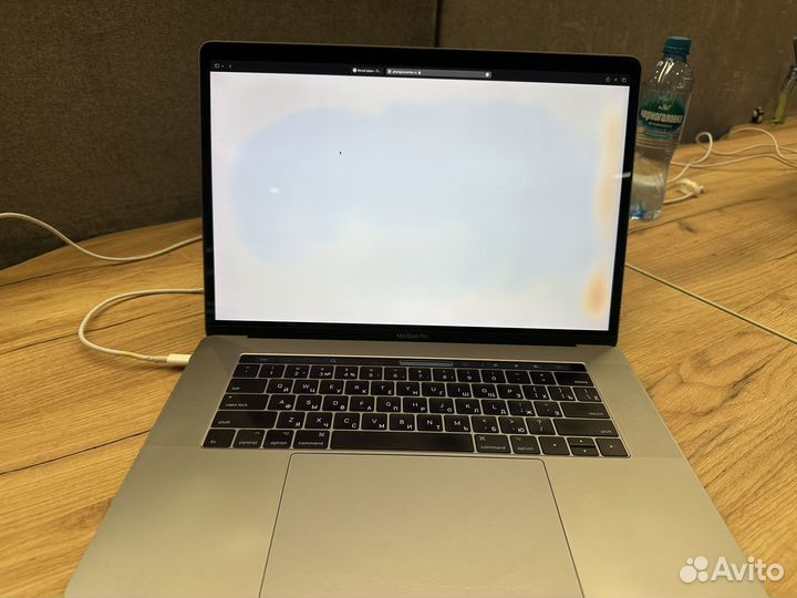 Apple macbook pro 15 2017