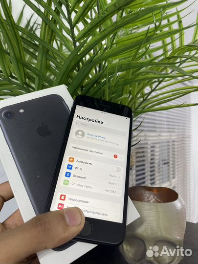 iPhone 7, 32 ГБ