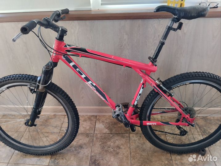 Велосипед взрослый GT avalanche 26