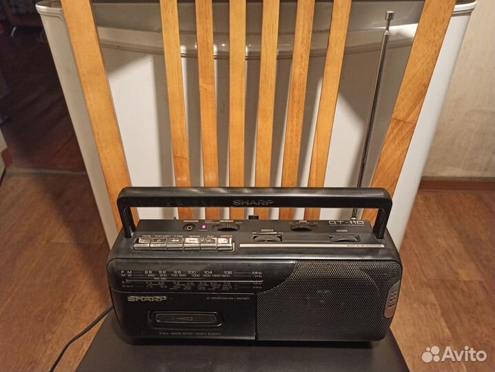 Радио Sharp QT-110