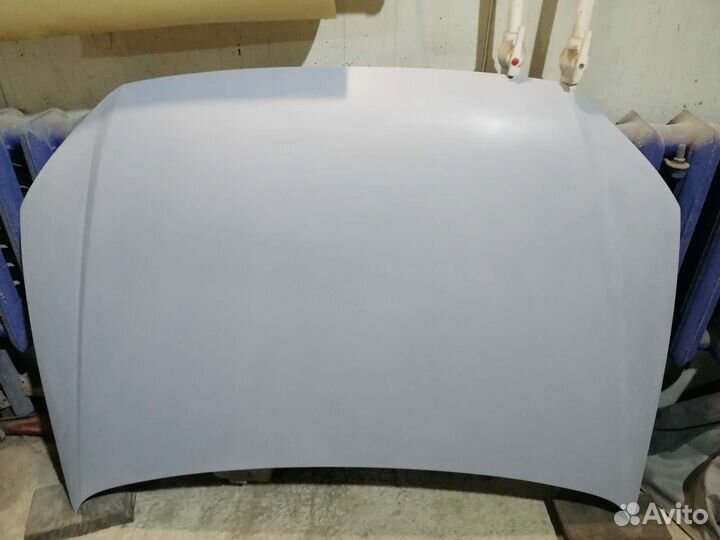 Volkswagen polo капот