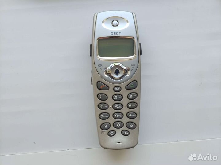 Цыфровой домашний радиотелефон с автоответчиком