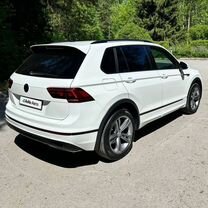 Volkswagen Tiguan 2.0 AMT, 2019, 90 000 км, с пробегом, цена 3 299 000 руб.