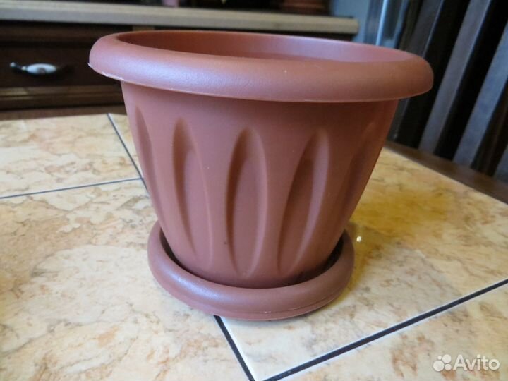 Горшки и полка для цветов(17 +16)