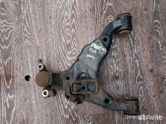 Рычаг передний правый для Land Cruiser (150) -Prad