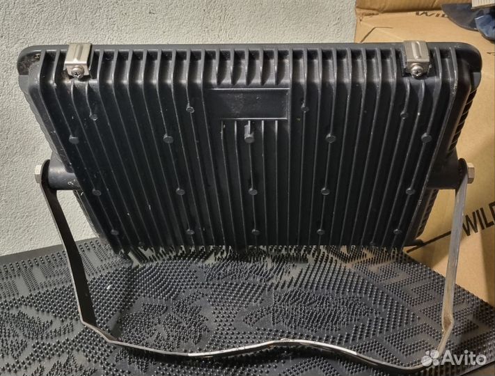 Прожектор 150W