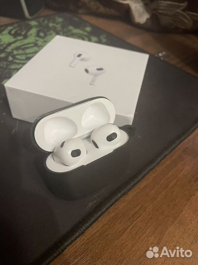 Беспроводные наушники apple airpods 3