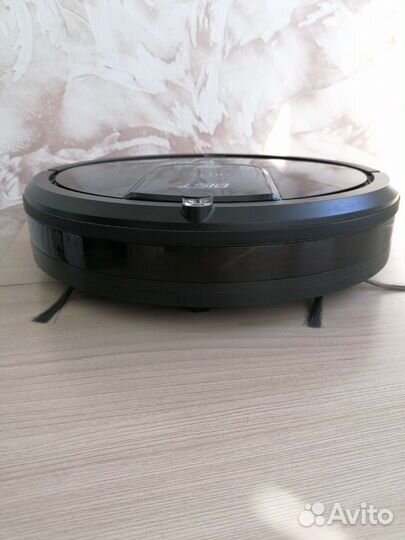 Робот пылесос bist tornado