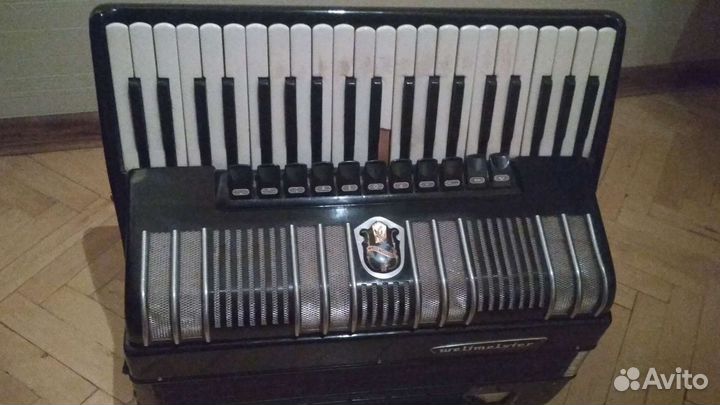 Аккордеон weltmeister s4