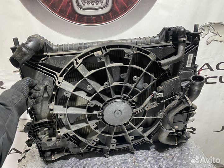 Радиатор в сборе Jaguar XE (2.0, дт)